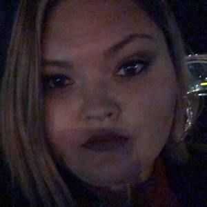 Meet your Posher, Korie